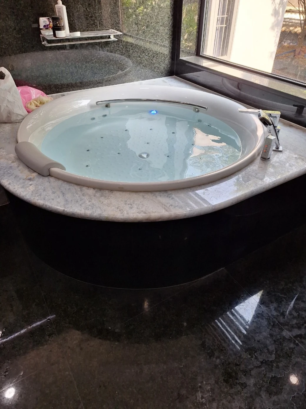 bon-tam-ngoc-trai-toto-ppyd1720hpte