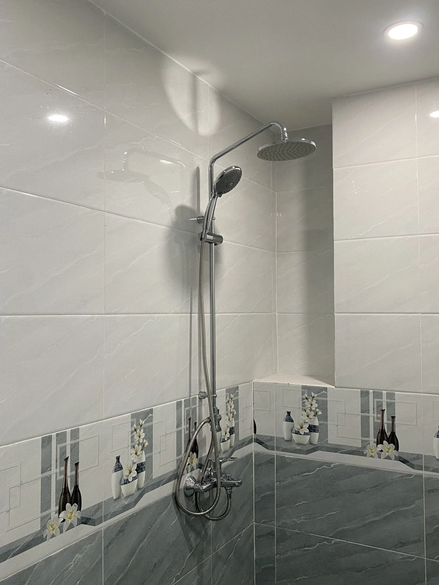 Ảnh Sen tắm cây Inax BFV-1115S-3c 2
