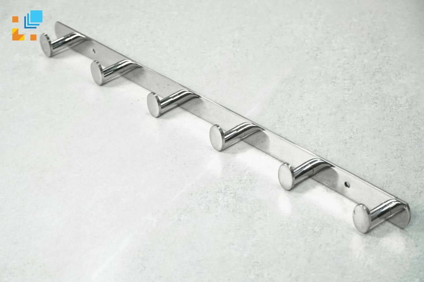 Móc áo inox dễ dàng vệ sinh