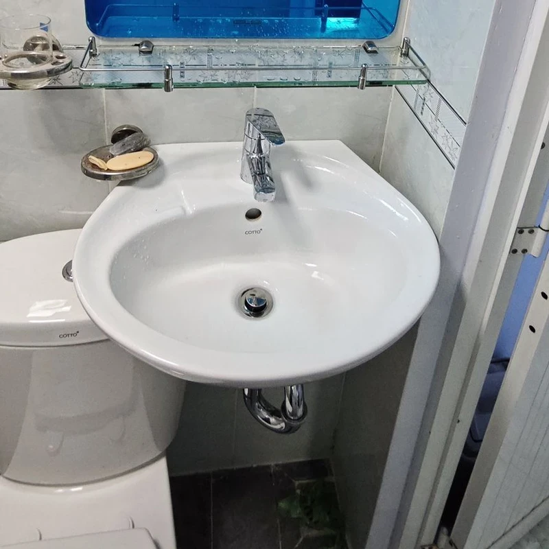 Ảnh Chậu rửa treo tường Cotto C013 (1HOLE) 3