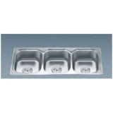 Chậu rửa bát 3 hố Gorlde GD5610 1