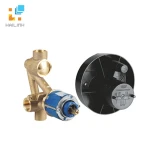 Củ sen tắm ân tường GROHE 33963000 1