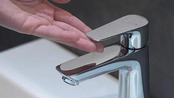 Ảnh Vòi chậu nóng lạnh Hansgrohe 71710000 4