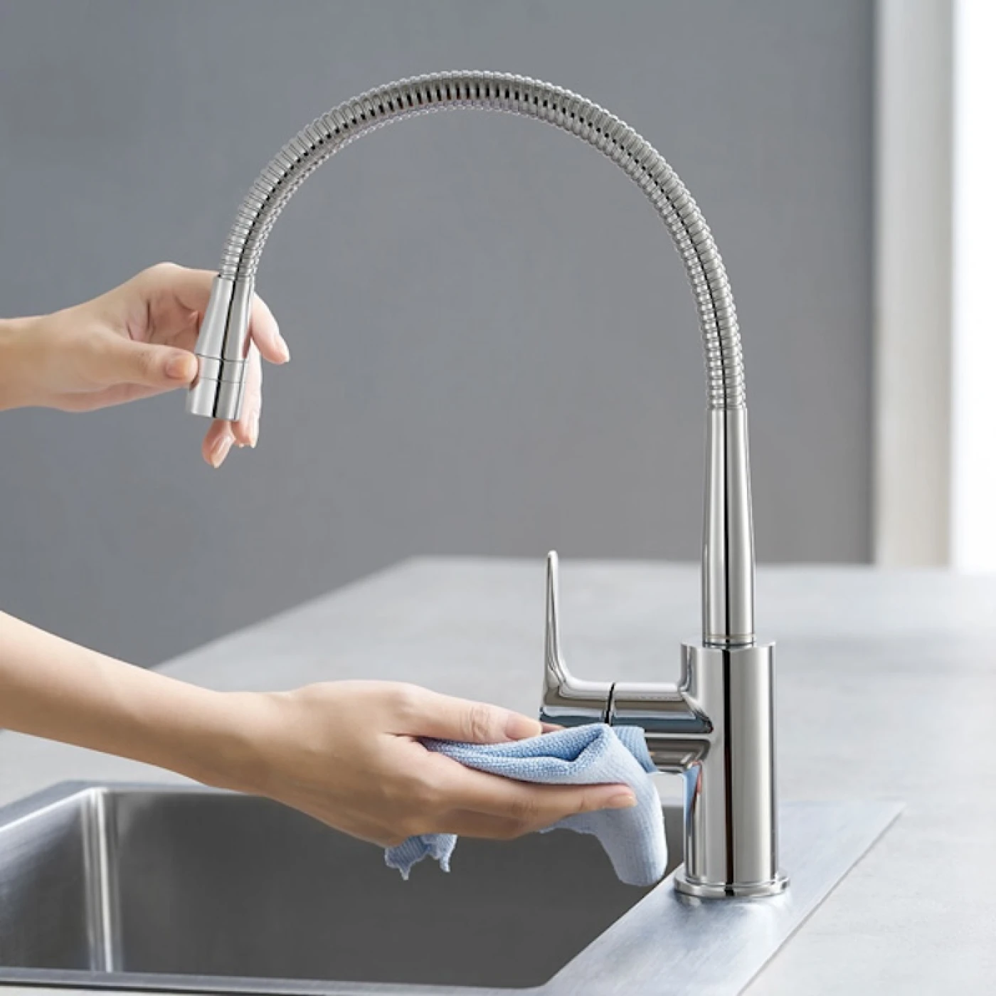 voi rua bat inax sfv 303s 5