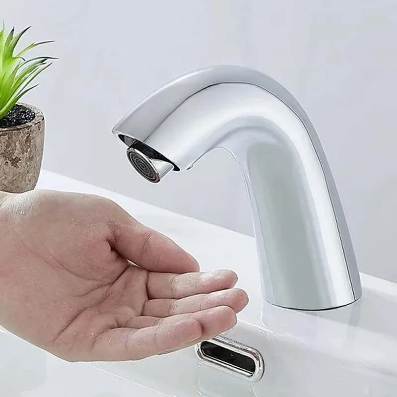 Ảnh Vòi cảm ứng Miken MKV-2012 1
