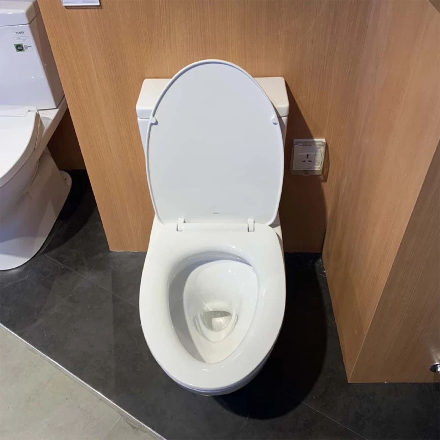 bon cau 2 khoi toto cs326dt10 xa manh me