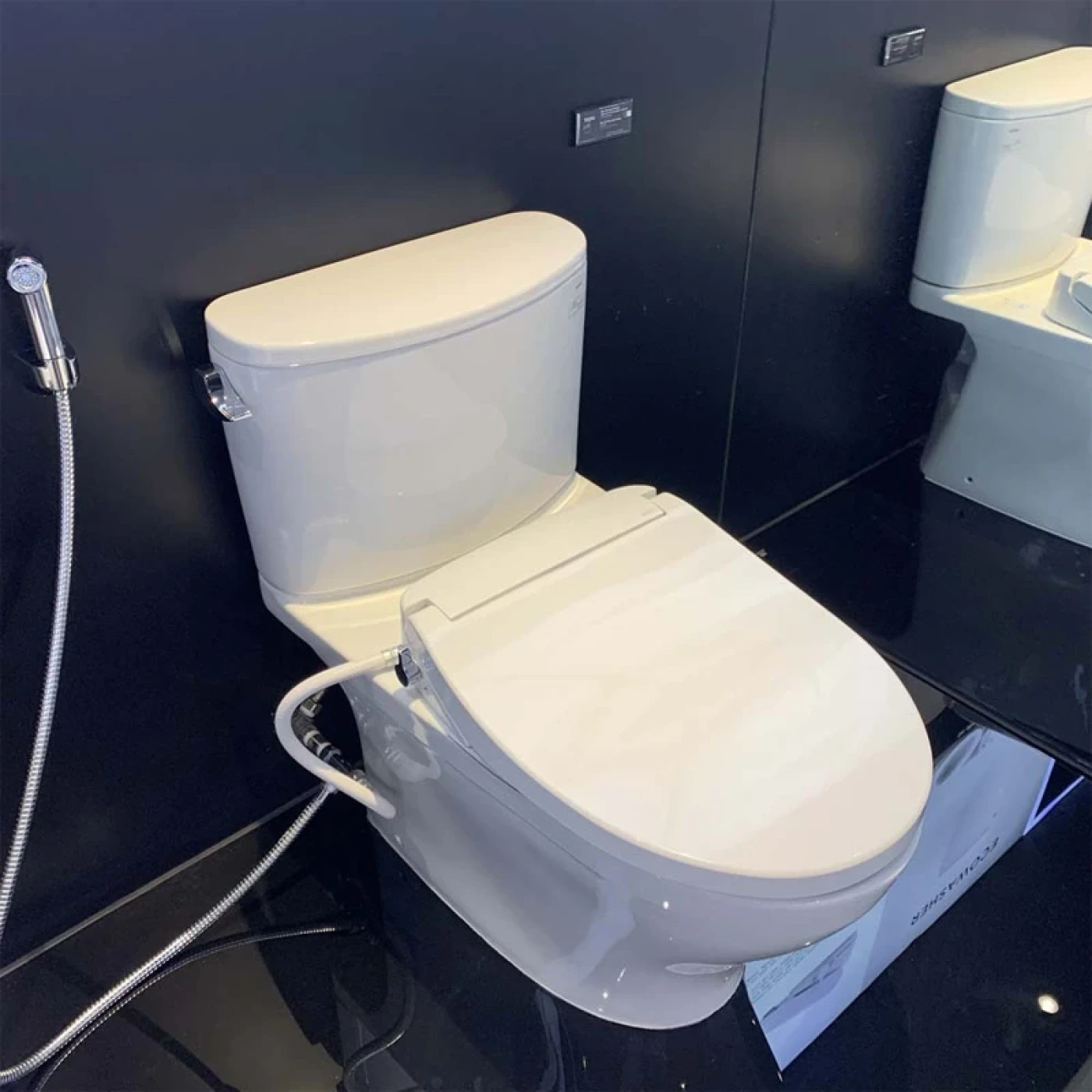 bon cau nap rua co toto cs767re2 men chat luong