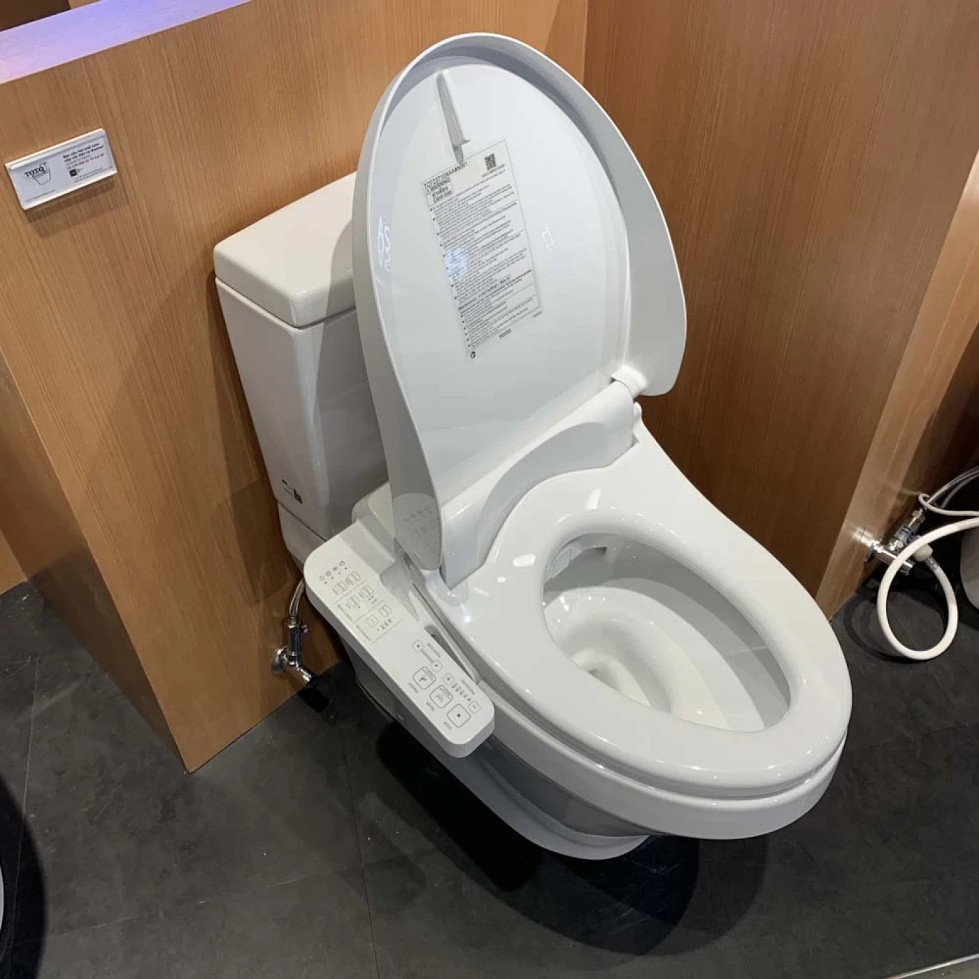 bon cau toto cs948dw18 xw htt4