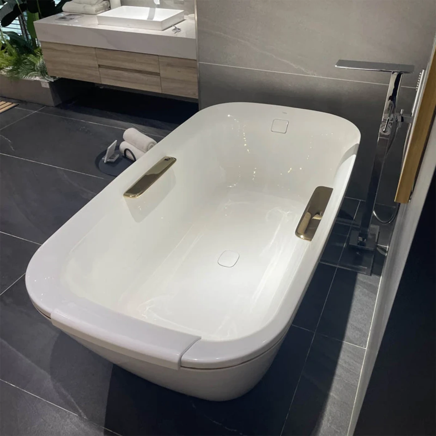 bon tam dat san toto pjy1886hpwmge gw chat luong