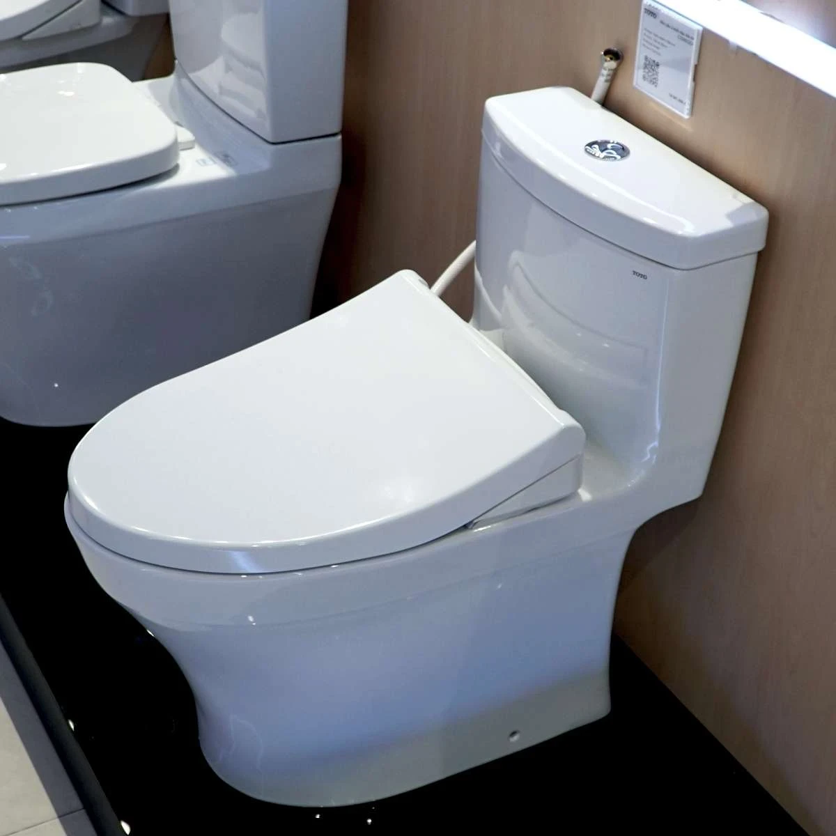 Ảnh Bồn cầu 1 khối TOTO MS889DRE4 4