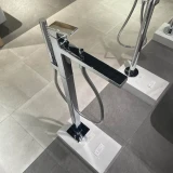 Vòi sen bồn tắm TOTO TBG10306AA/TBN01105B 4