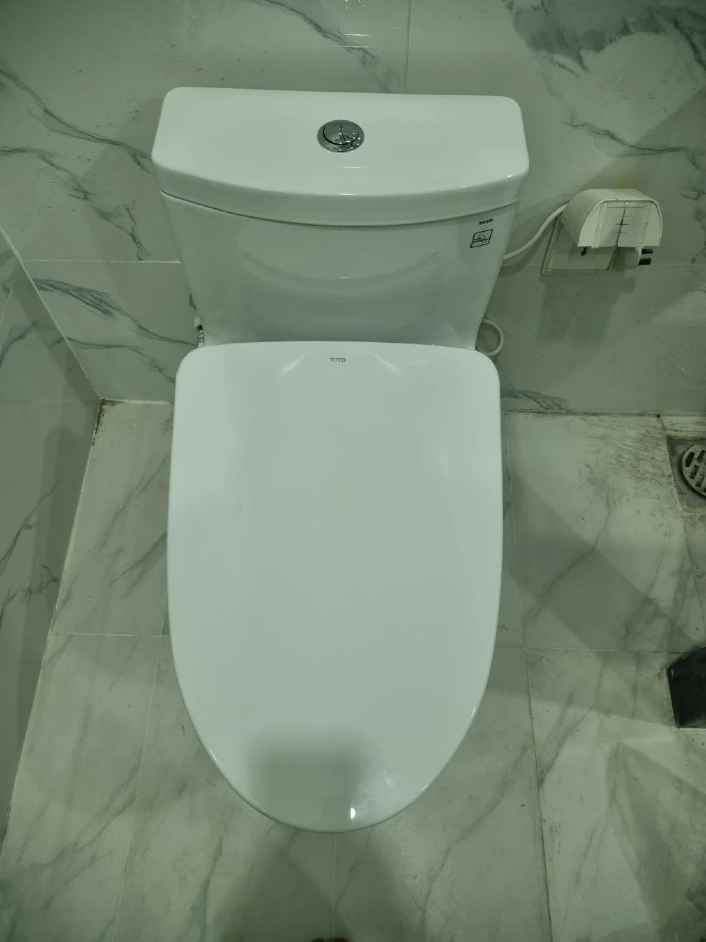 uu diem bon cau toto ms889cdrw12