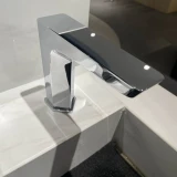 Vòi chậu cảm ứng TOTO TLE20006A 4