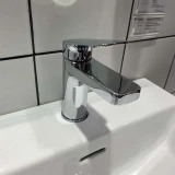 Vòi chậu TOTO TTLR302F-1NR 3
