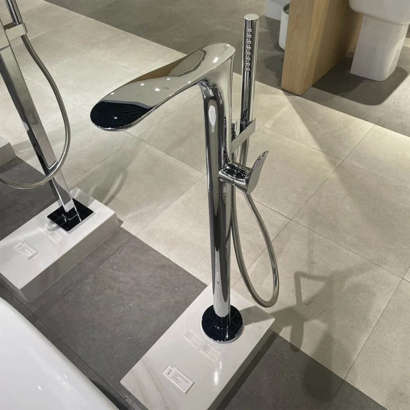 voi sen xa bon tam toto tbg01306ba tbn01105b chat luong