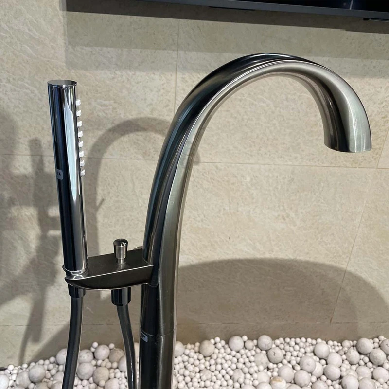 Ảnh Vòi sen xả bồn tắm TOTO TBP01301AA/TBN01105B 4