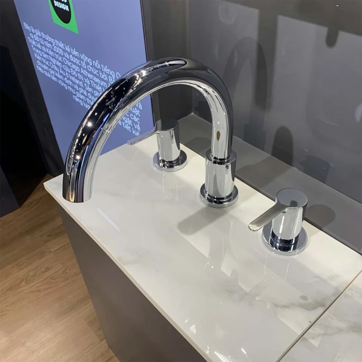 voi xa bon tam toto tbs01201ba chat luong