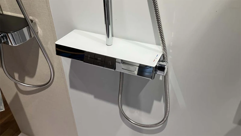 van dieu khien sen tam toto tbw12400v