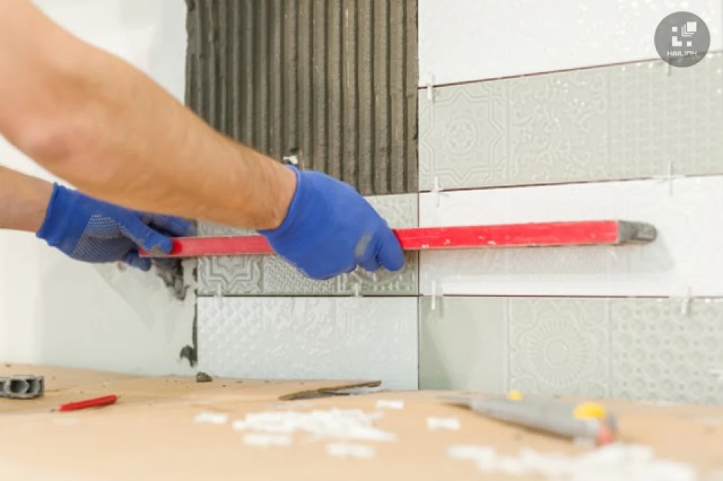 dong thanh go gang lay cu op gach tuong