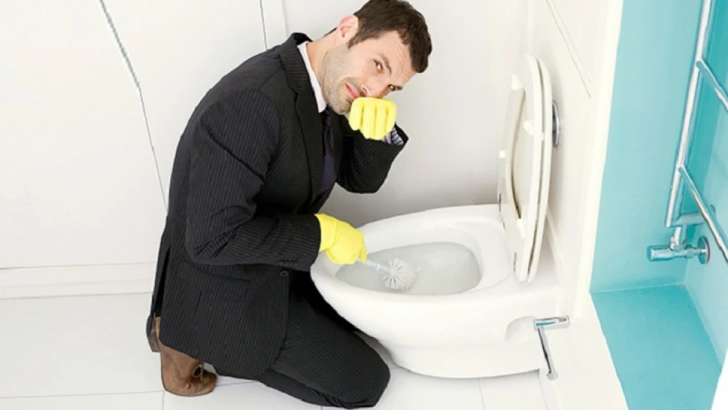 bồn cầu bị tắc và những nguyên nhân tắc