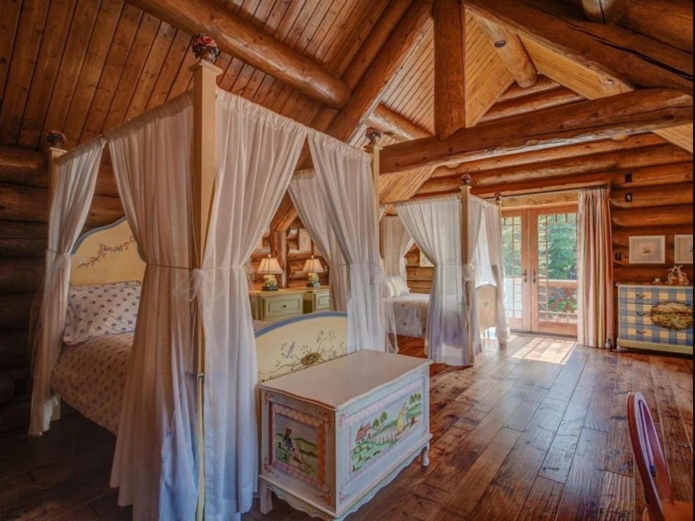 nha go lat nen go phong cach rustic dep