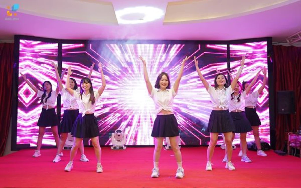 tiet muc nhay hien dai mo man cho su kien 15 nam hai linh