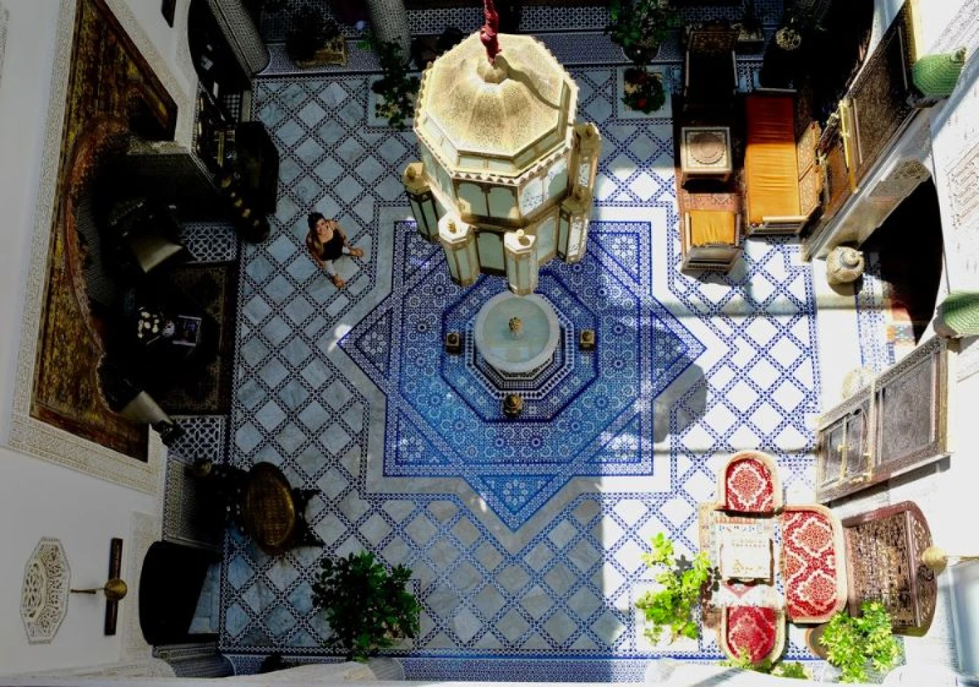 gach mosaic cho khong gian phong khach