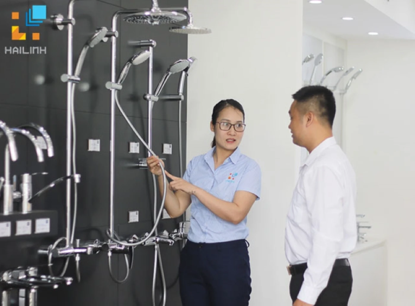 mua sen voi chinh hang o dau