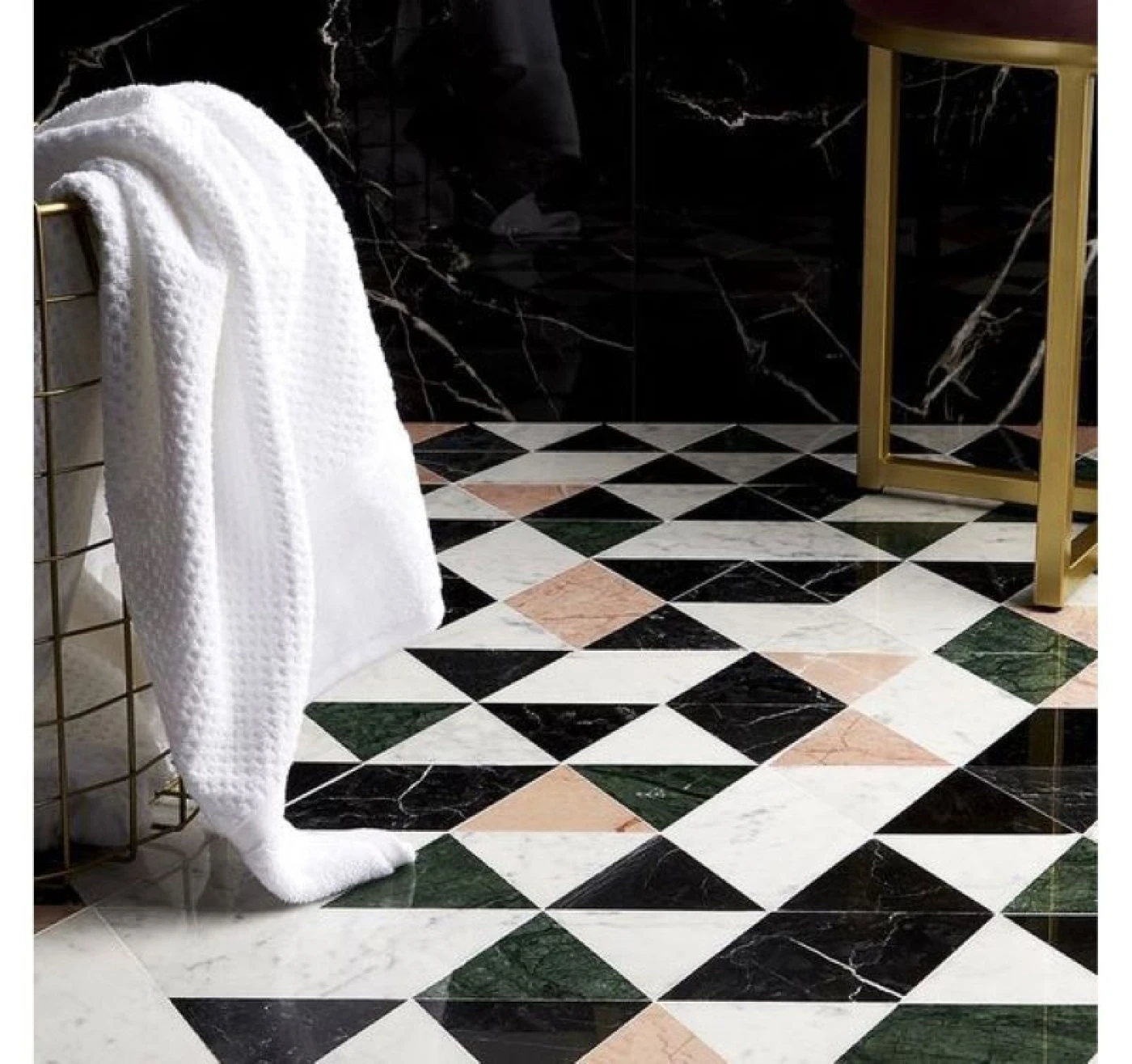 gach lat nen nha tam chong tron anh 30