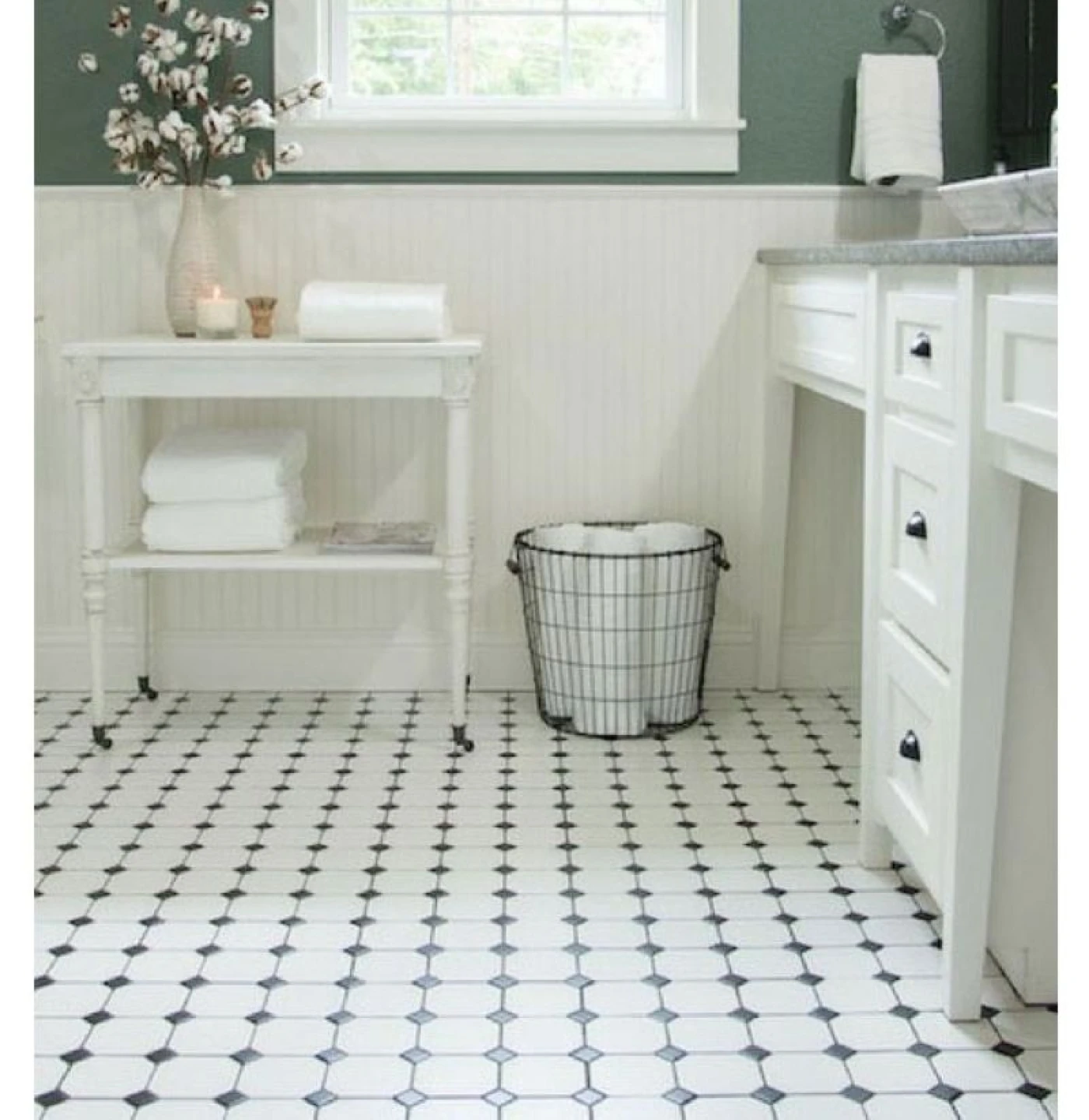 gach lat nen nha tam chong tron anh 32