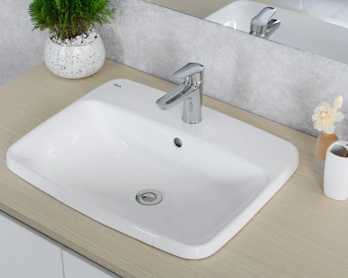 chau rua mat inax L 2398V chu nhat