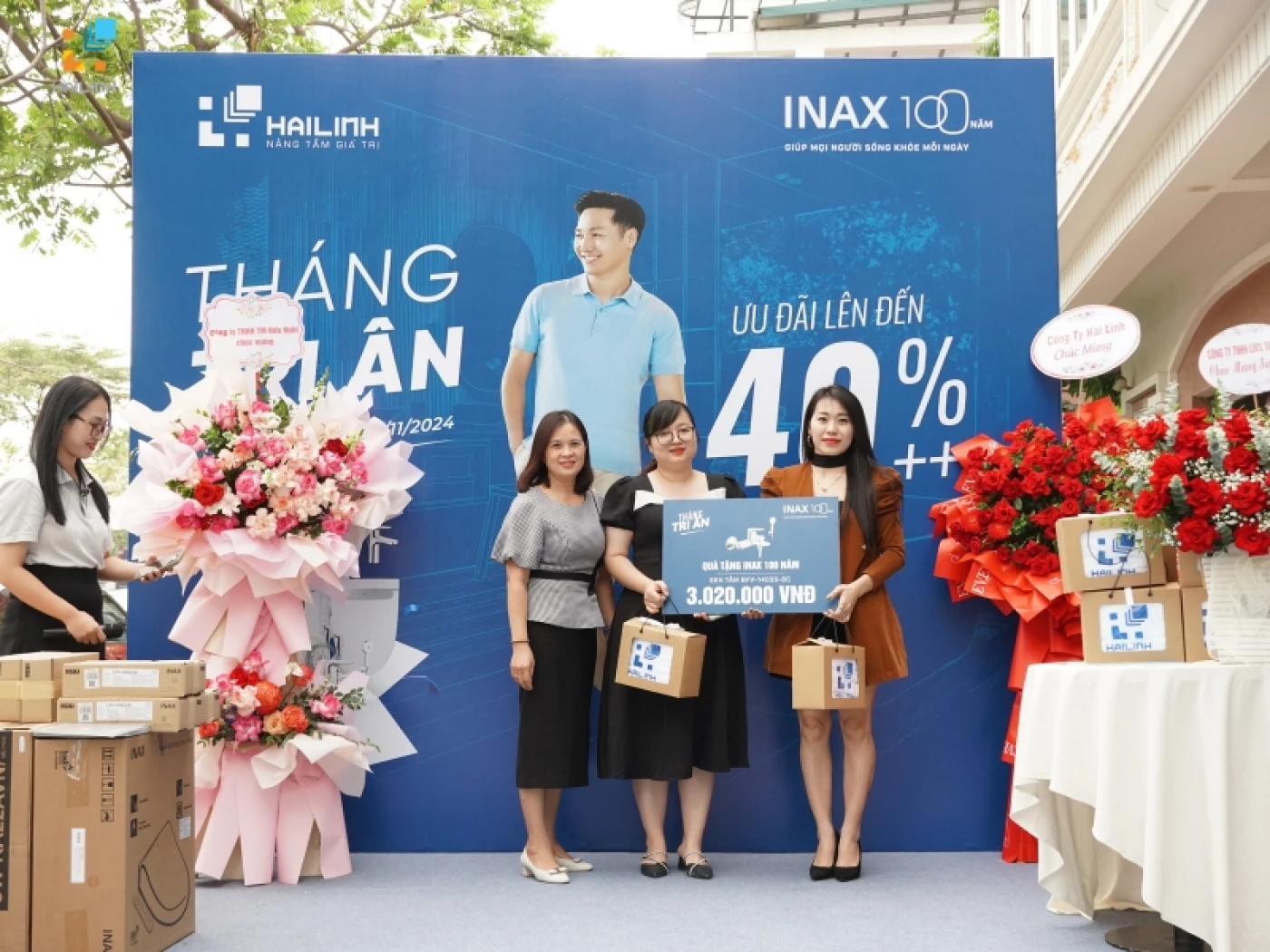 trao giai su kien thang tri an inax 9