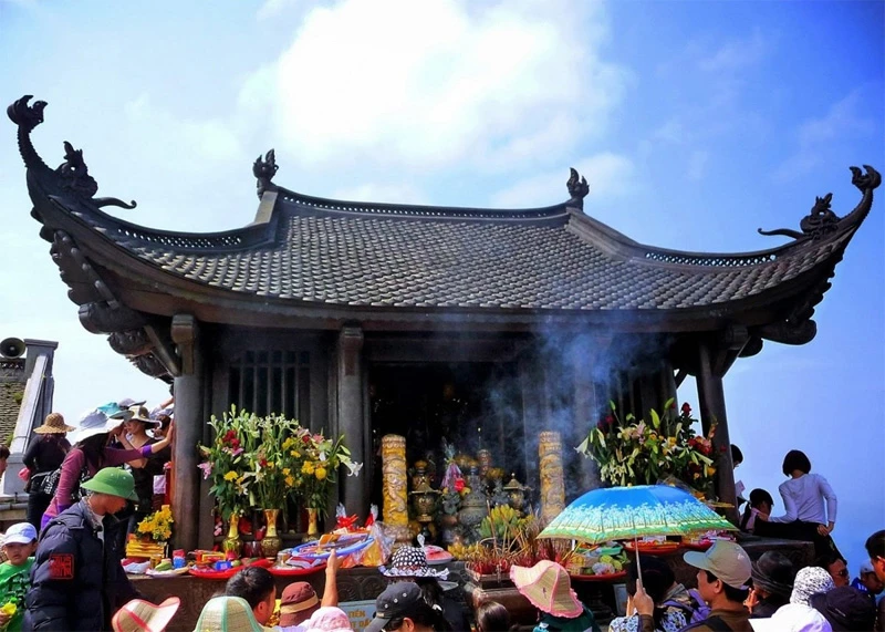le hoi tay yen tu