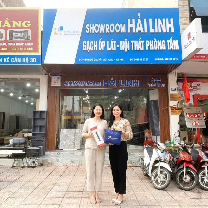 showroom hai linh hoai duc
