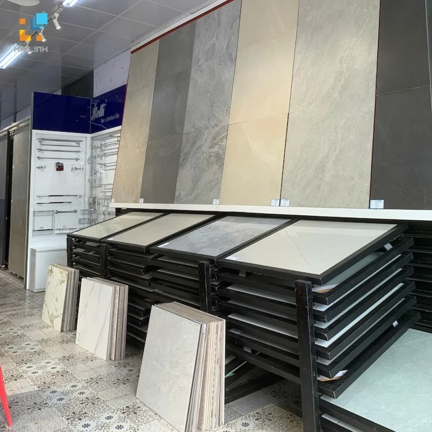 hai linh ngo gia tu long bien 4