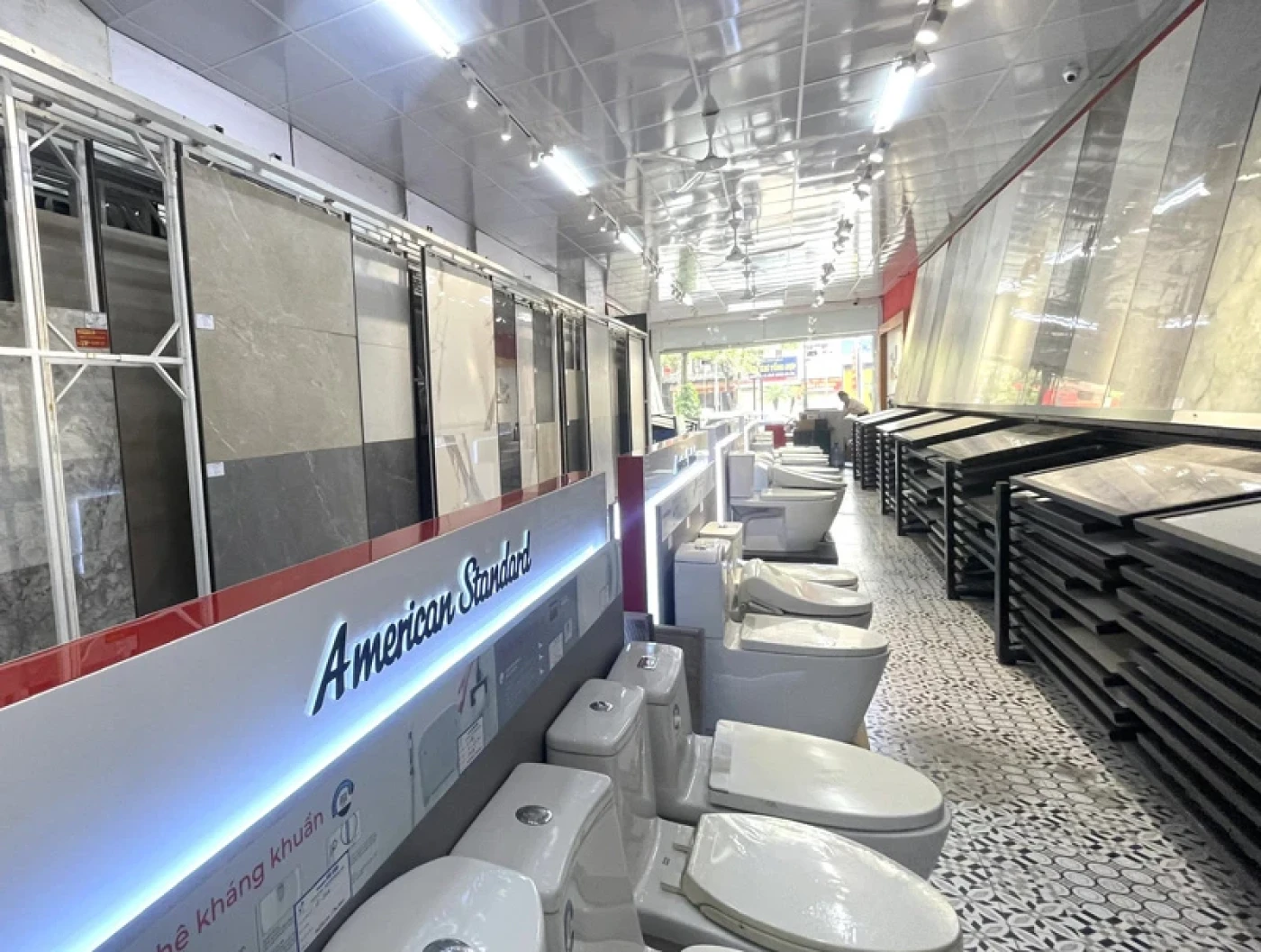 hai linh ngo gia tu viet hung 8